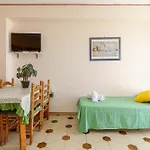 Cavallaro * Giardini-Naxos