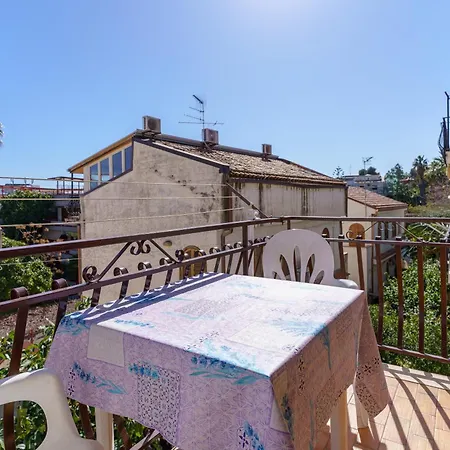 Cavallaro Apartment Giardini Naxos