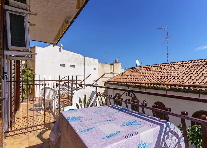 Cavallaro Apartment Giardini Naxos